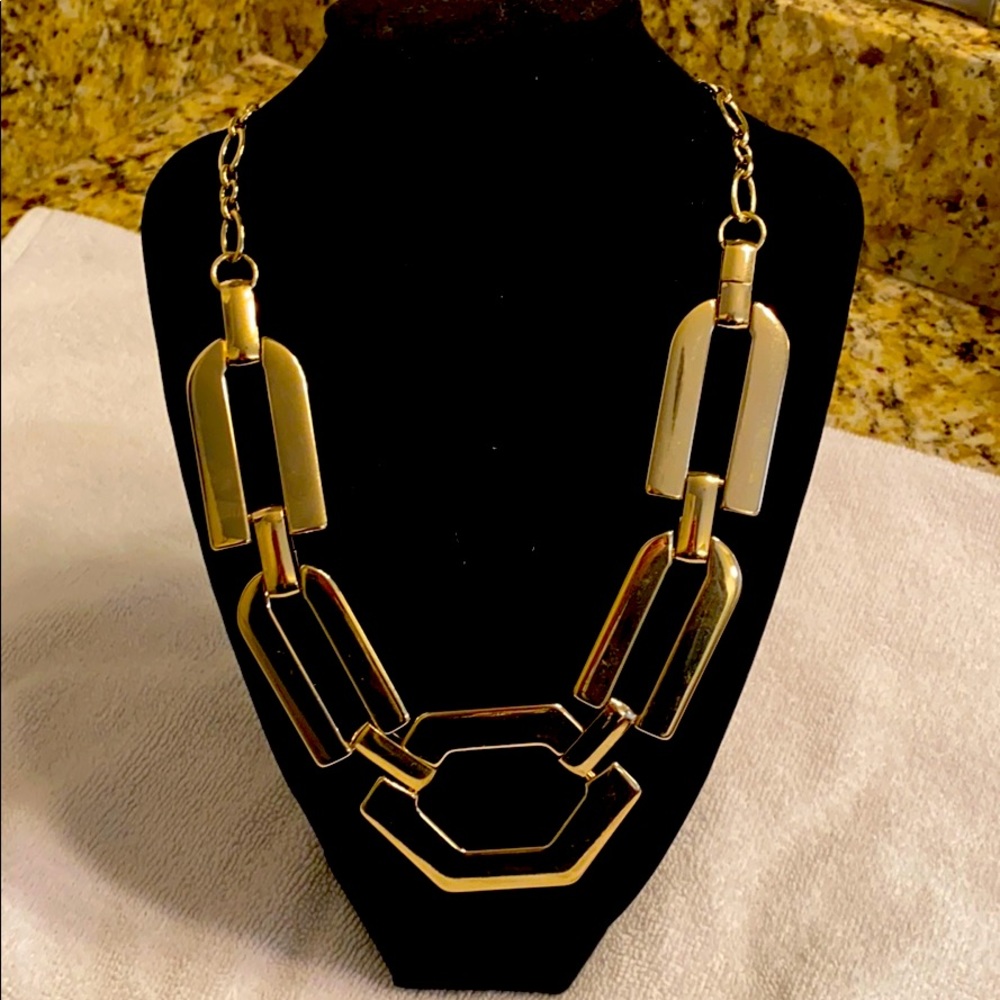 Chico’s gold chain necklace